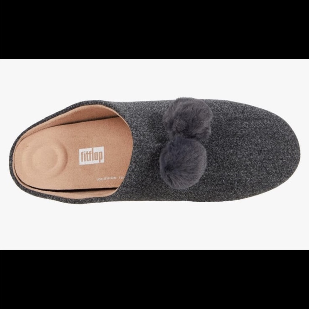 FitFlop‎ Gray Cozy Slippers with Pom-Pom Detail